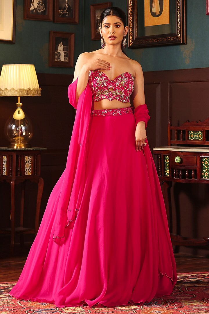 Pink Organza Wedding Lehenga Set by LABEL PRIYANKA KHOKKER at Pernia's Pop Up Shop