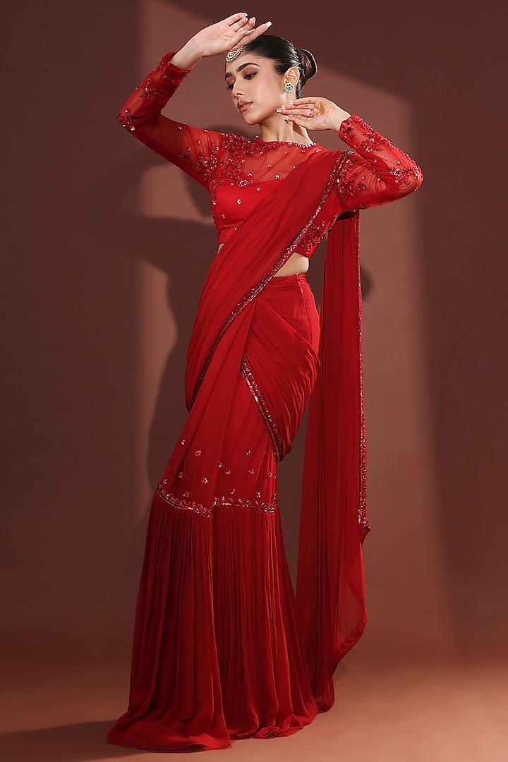 Red Georgette Pleated Pre-Draped Saree Set by LABEL PRIYANKA KHOKKER at Pernia's Pop Up Shop