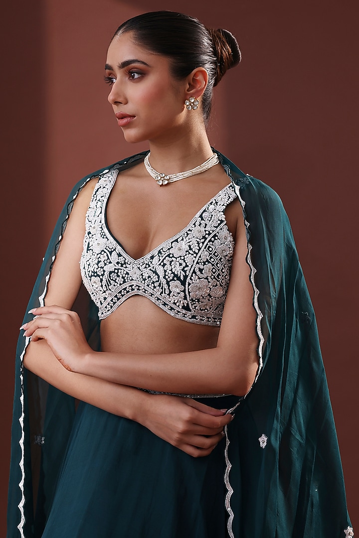 Emerald Green Organza Wedding Lehenga Set by LABEL PRIYANKA KHOKKER at Pernia's Pop Up Shop