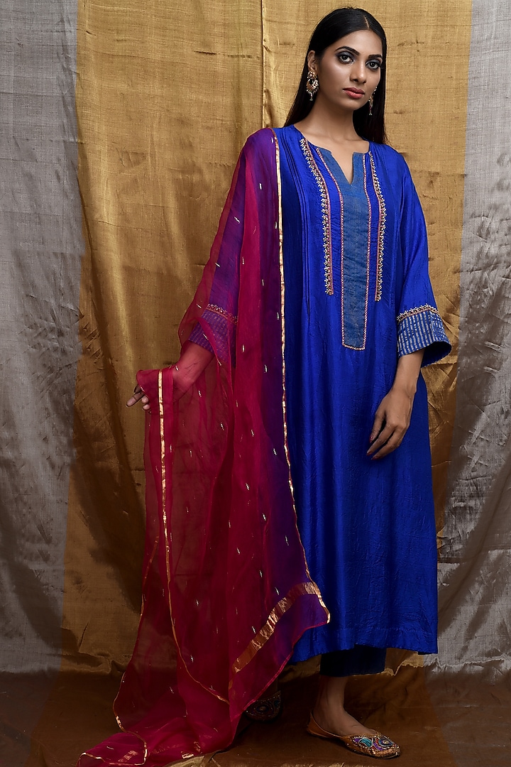 Royal Blue Embroidered Kurta Set by Priti Prashant