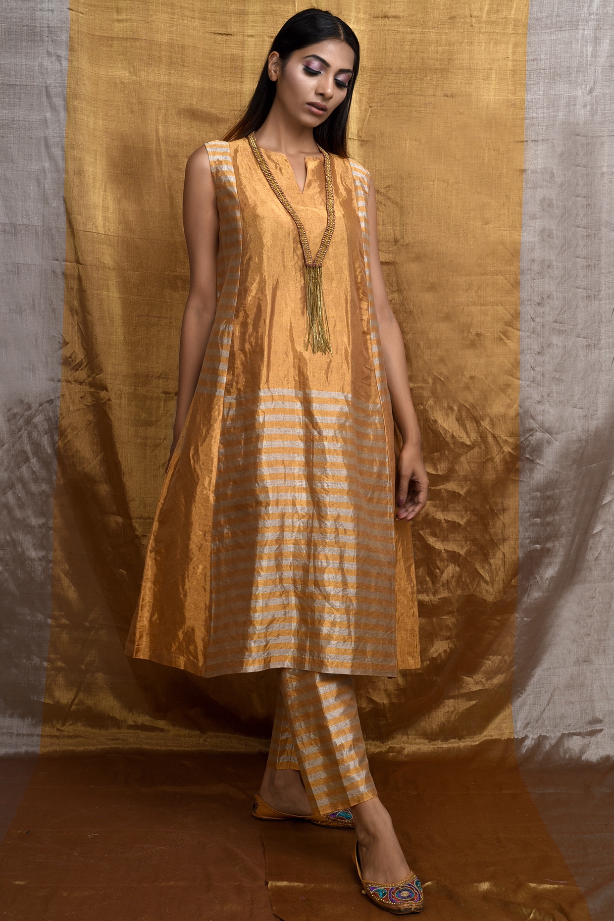 Buy Designer Kurta Sets for Women 
