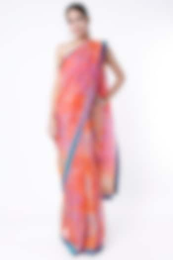 Fuchsia & Red Printed Handloom Saree Set by Priti Prashant at Pernia's Pop Up Shop