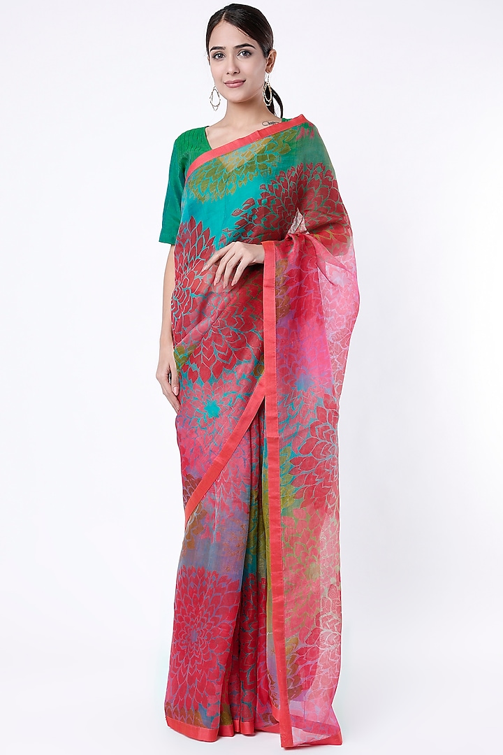 Light Red & Green Printed Handloom Saree Set by Priti Prashant at Pernia's Pop Up Shop