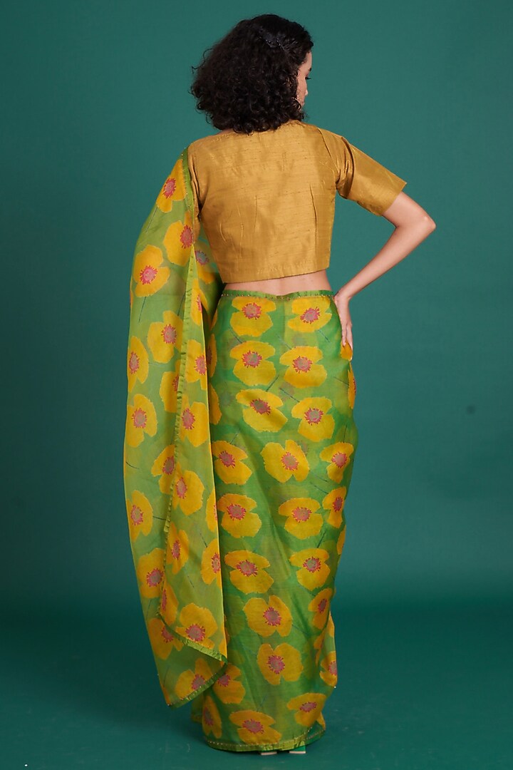 Green Silk Organza Printed & Embellished Party Wear Saree Set by Priti Prashant at Pernia's Pop Up Shop