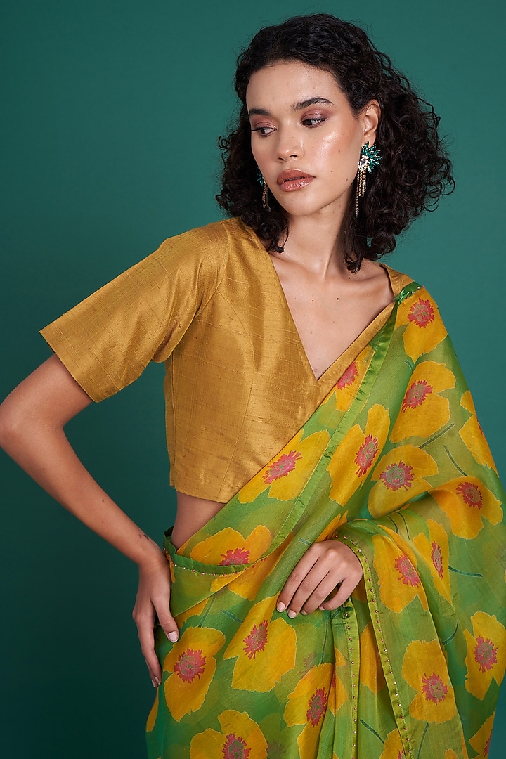 Green Silk Organza Printed & Embellished Party Wear Saree Set by Priti Prashant at Pernia's Pop Up Shop