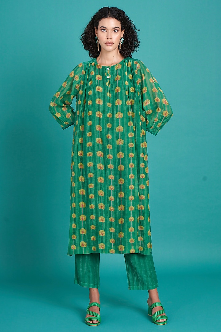 Emerald Green Silk Cotton Mul Floral Printed Kurta Set by Priti Prashant