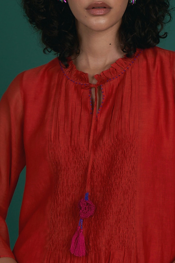 Red Mul Cotton Silk Kurta Set by Priti Prashant at Pernia's Pop Up Shop
