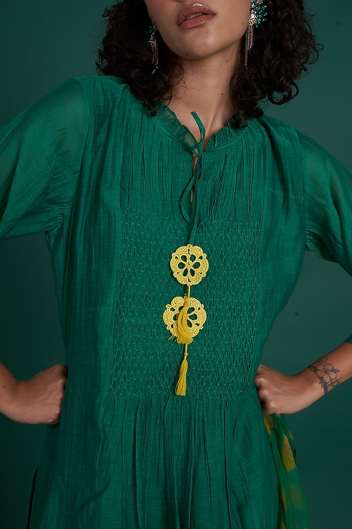 Emerald Green Mul Cotton Silk Kurta Set by Priti Prashant at Pernia's Pop Up Shop