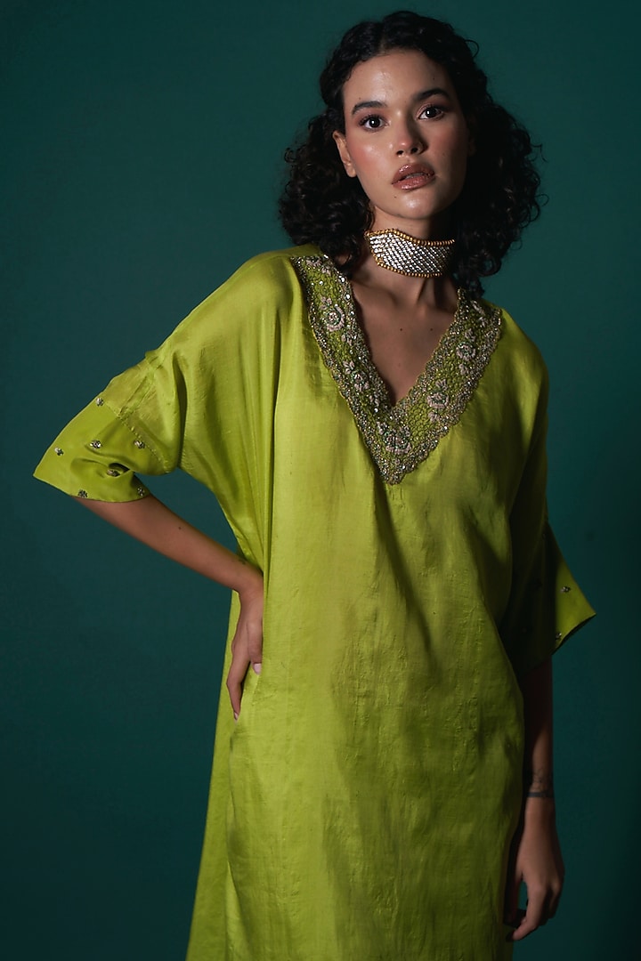Green Mulberry Silk Zardosi Embroidered Handwoven Kaftan Kurta Set by Priti Prashant at Pernia's Pop Up Shop