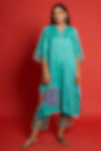 Turquoise Mulberry Silk Kurta Set by Priti Prashant at Pernia's Pop Up Shop