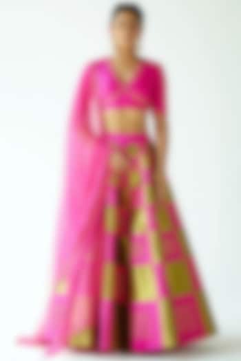 Pink Raw Silk & Brocade Embroidered Wedding Lehenga Set by Priyal Prakash at Pernia's Pop Up Shop