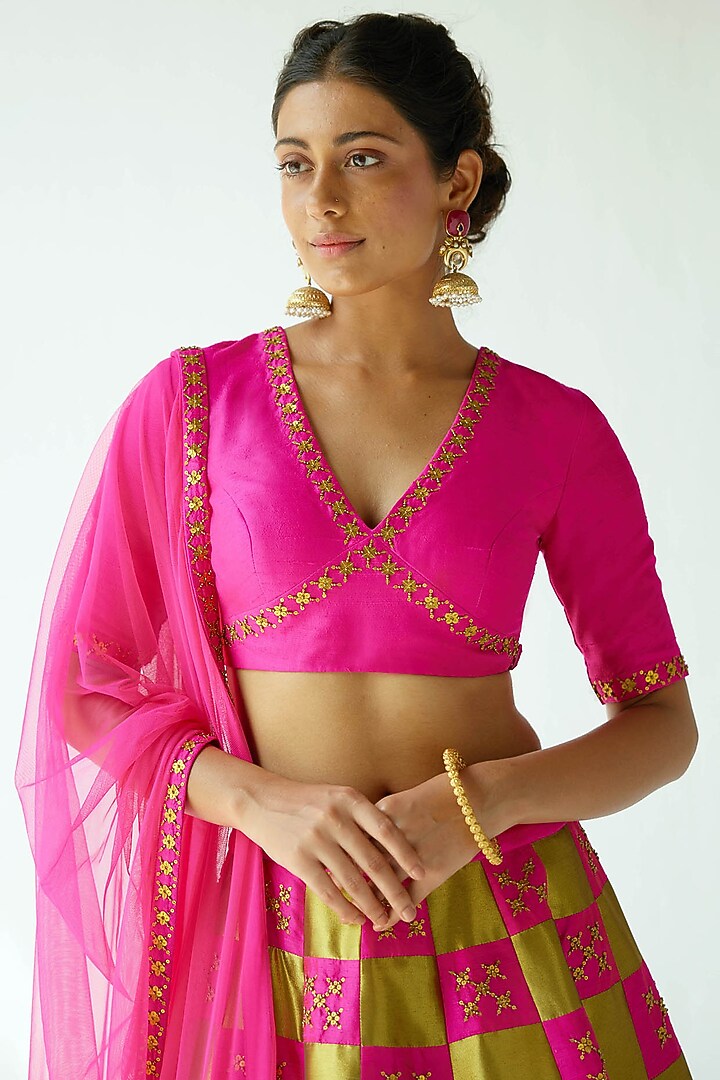 Pink Raw Silk & Brocade Embroidered Wedding Lehenga Set by Priyal Prakash at Pernia's Pop Up Shop
