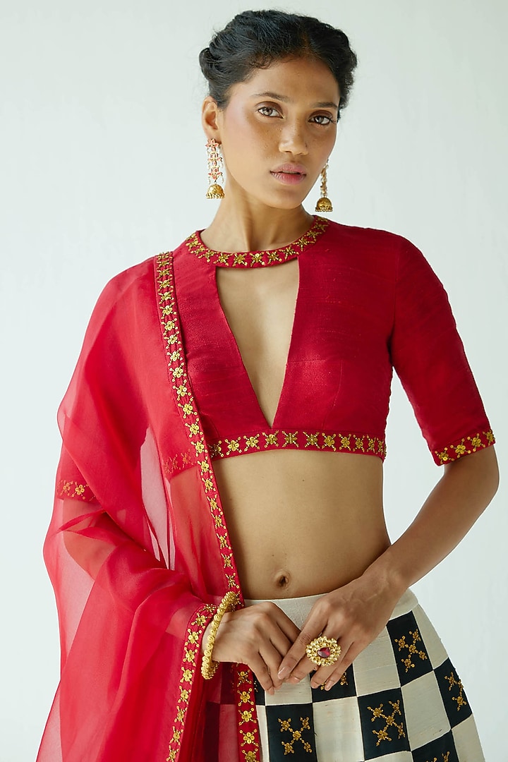 Ivory & Black Raw Silk Embroidered Wedding Lehenga Set by Priyal Prakash at Pernia's Pop Up Shop
