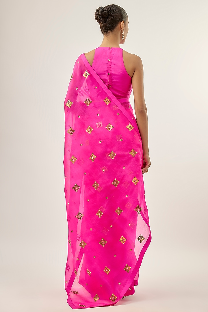 Magenta Silk Organza Hand Embroidered Party Wear Saree Set by Priyal Prakash at Pernia's Pop Up Shop