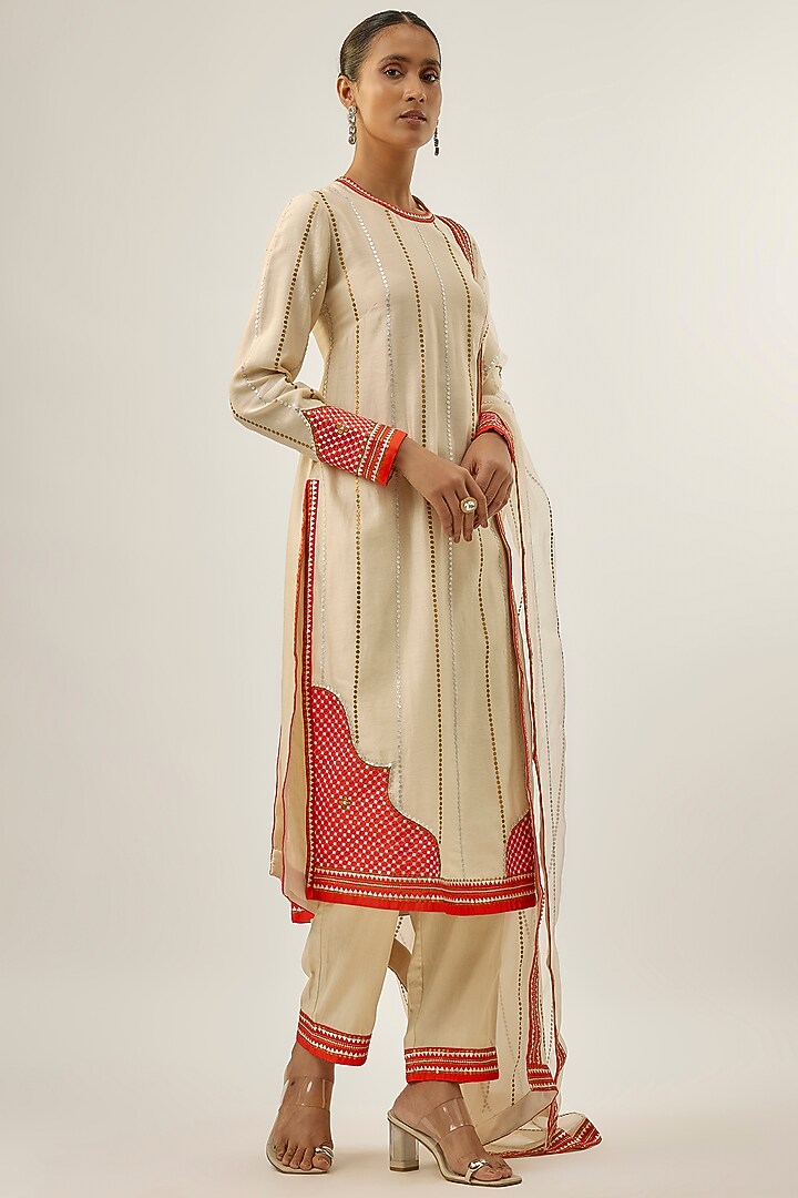 Ivory & Orange Chanderi Sequins Embellished Kurta Set by Priyal Prakash at Pernia's Pop Up Shop