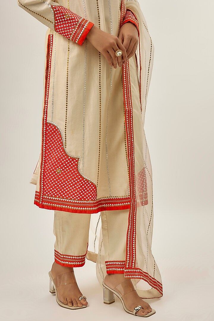 Ivory & Orange Chanderi Sequins Embellished Kurta Set by Priyal Prakash at Pernia's Pop Up Shop