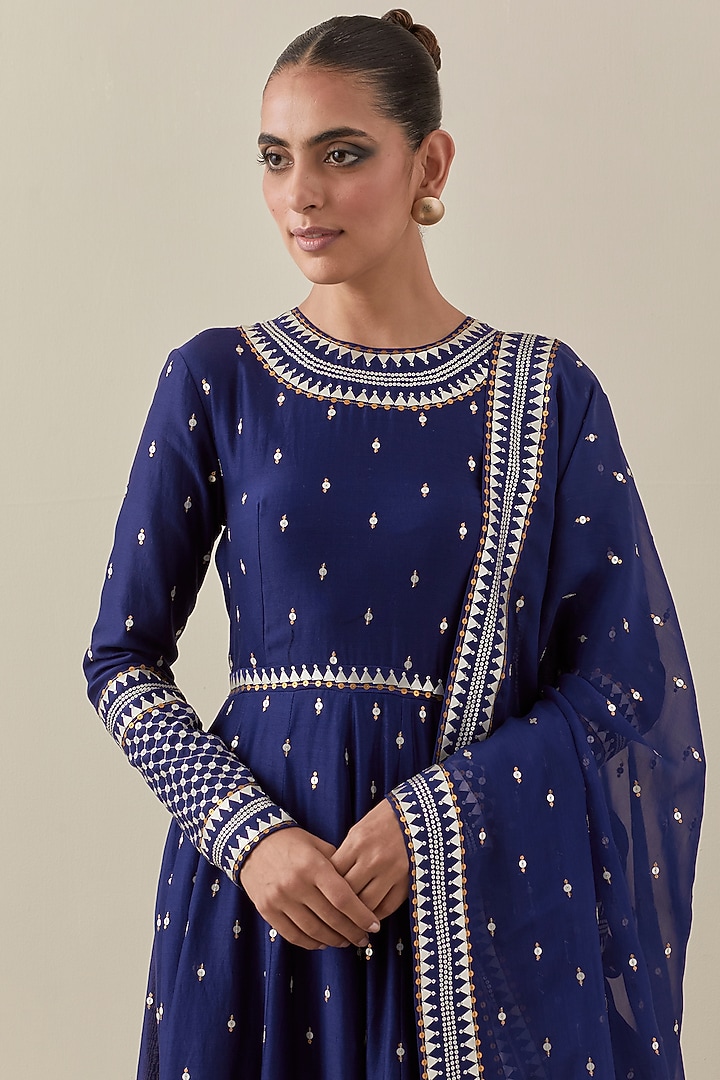 Ink Blue Chanderi Hand Embroidered Wedding Anarkali Set by Priyal Prakash at Pernia's Pop Up Shop