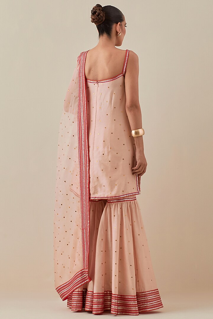 Fawn Red Chanderi Hand Embroidered Gharara Set by Priyal Prakash at Pernia's Pop Up Shop