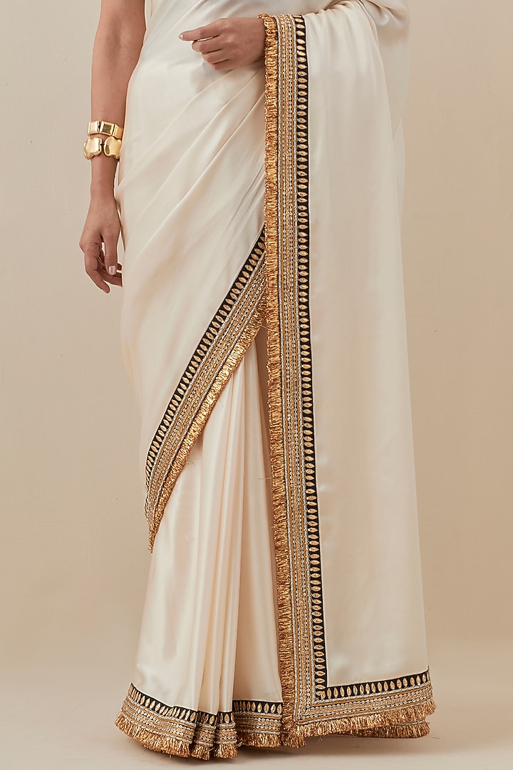 Ivory Silk Satin Hand Embroidered Wedding Saree Set by Priyal Prakash at Pernia's Pop Up Shop