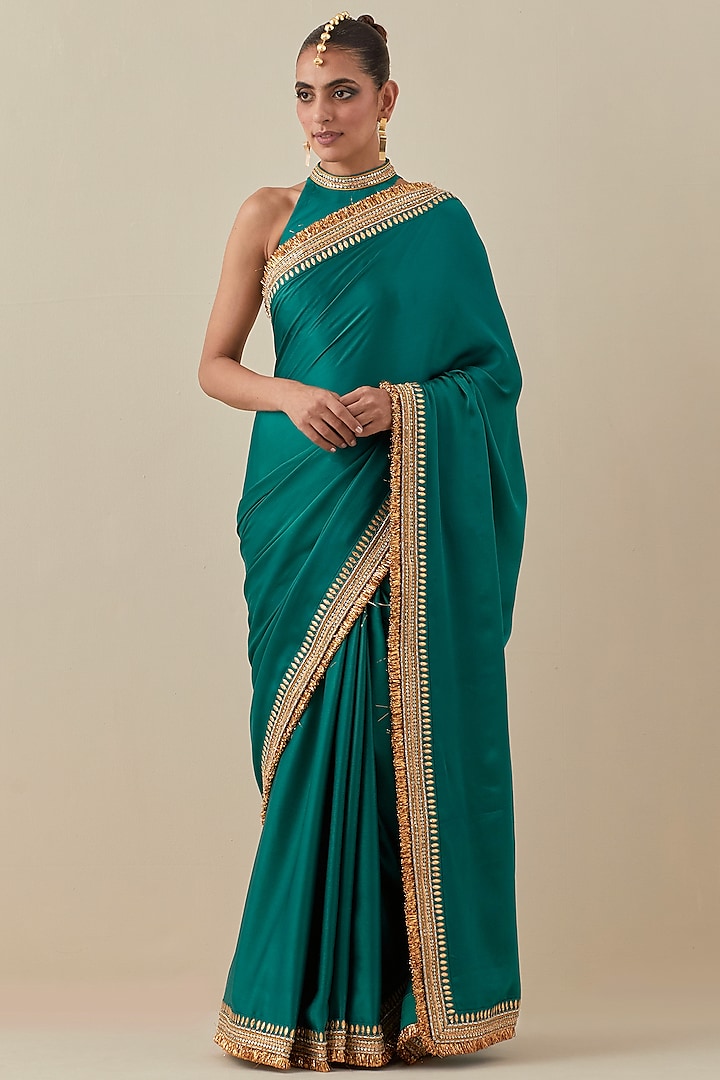 Emerald Green Silk Satin Hand Embroidered Wedding Saree Set by Priyal Prakash at Pernia's Pop Up Shop