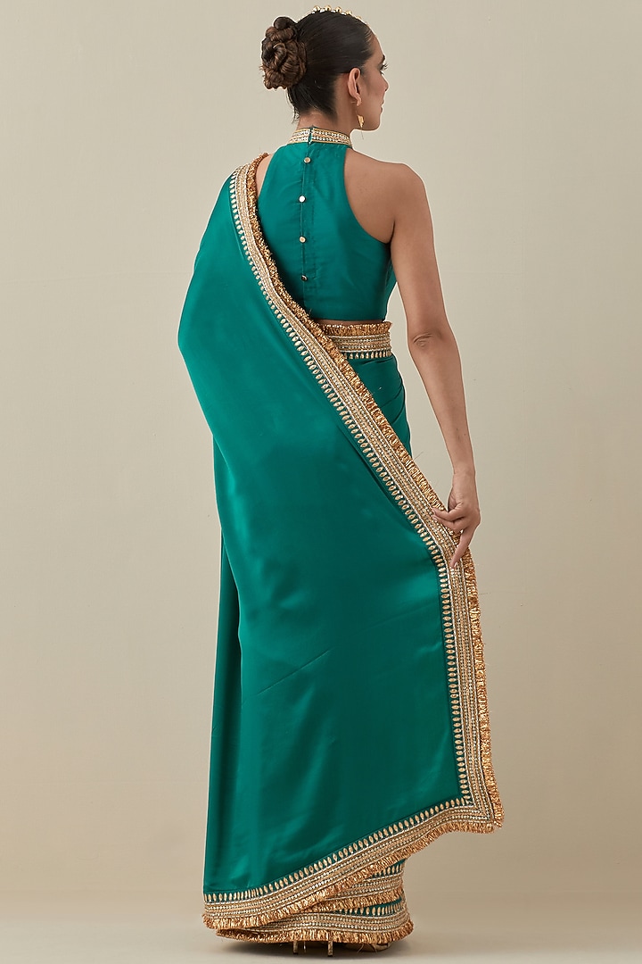 Emerald Green Silk Satin Hand Embroidered Wedding Saree Set by Priyal Prakash at Pernia's Pop Up Shop