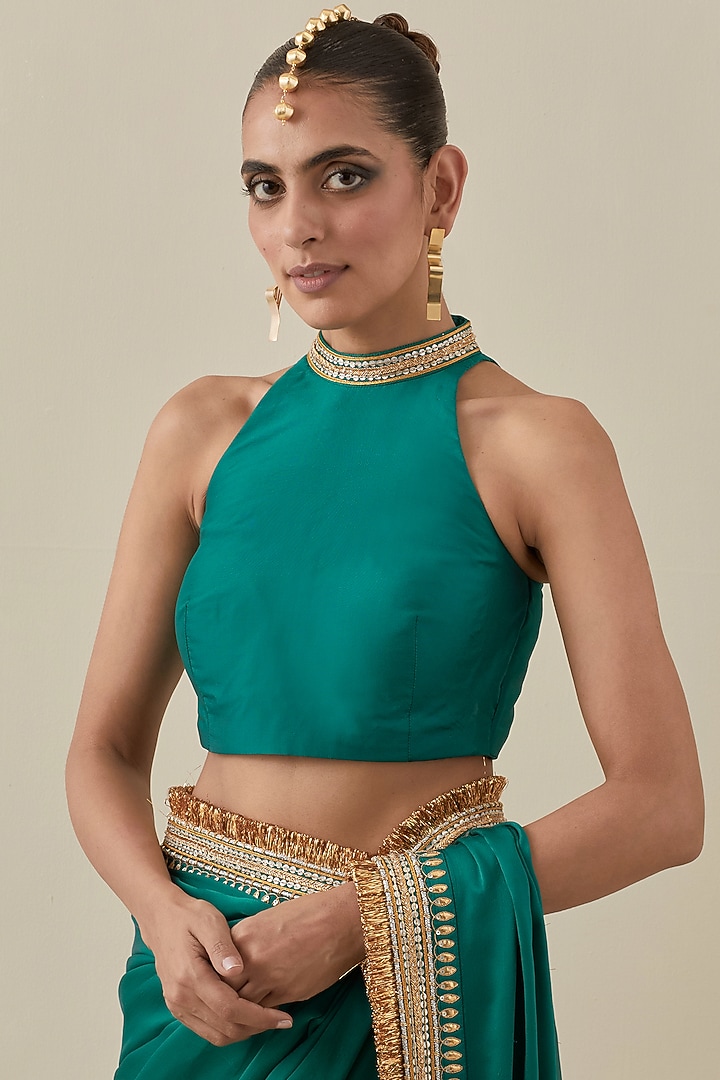 Emerald Green Silk Satin Hand Embroidered Wedding Saree Set by Priyal Prakash at Pernia's Pop Up Shop