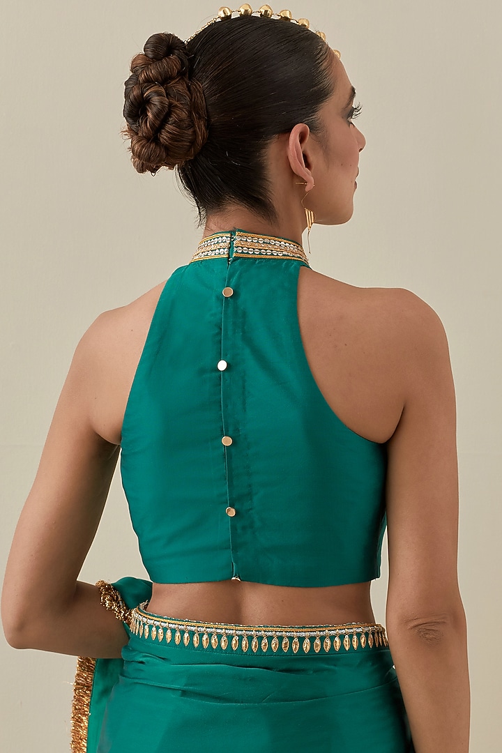 Emerald Green Silk Satin Hand Embroidered Wedding Saree Set by Priyal Prakash at Pernia's Pop Up Shop