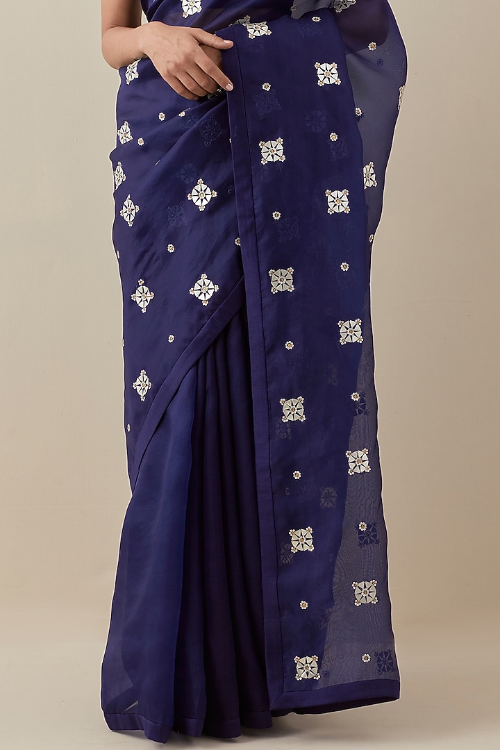 Midnight Blue Silk Organza Hand Embroidered Party Wear Saree Set by Priyal Prakash at Pernia's Pop Up Shop