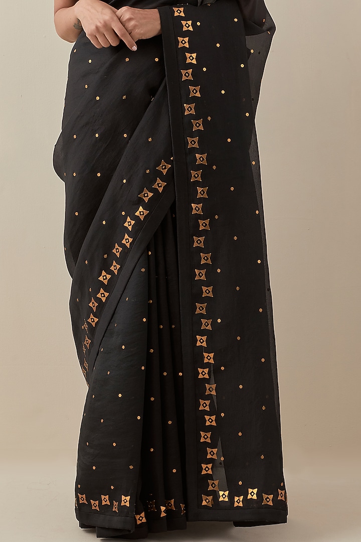 Black Silk Organza Hand Embroidered Party Wear Saree Set by Priyal Prakash at Pernia's Pop Up Shop