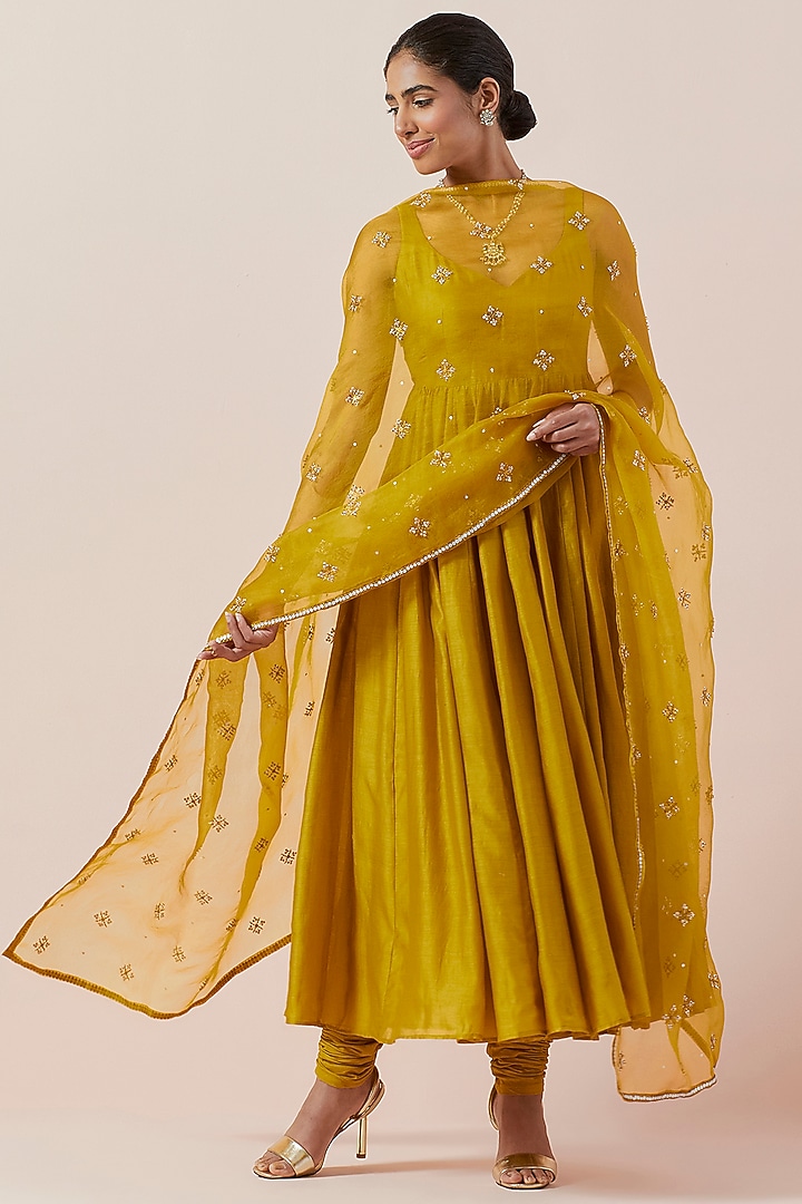 Mustard Chanderi Party Wear Anarkali Set by Priyal Prakash at Pernia's Pop Up Shop