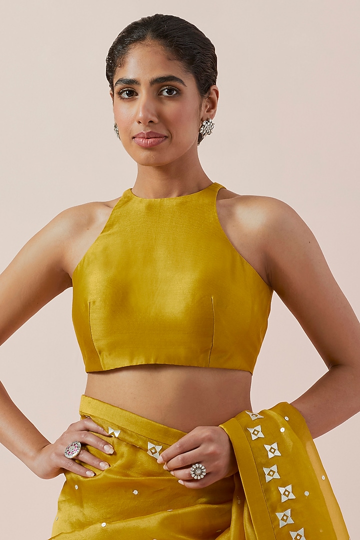 Mustard Silk Organza Hand Embroidered Party Wear Saree Set by Priyal Prakash at Pernia's Pop Up Shop