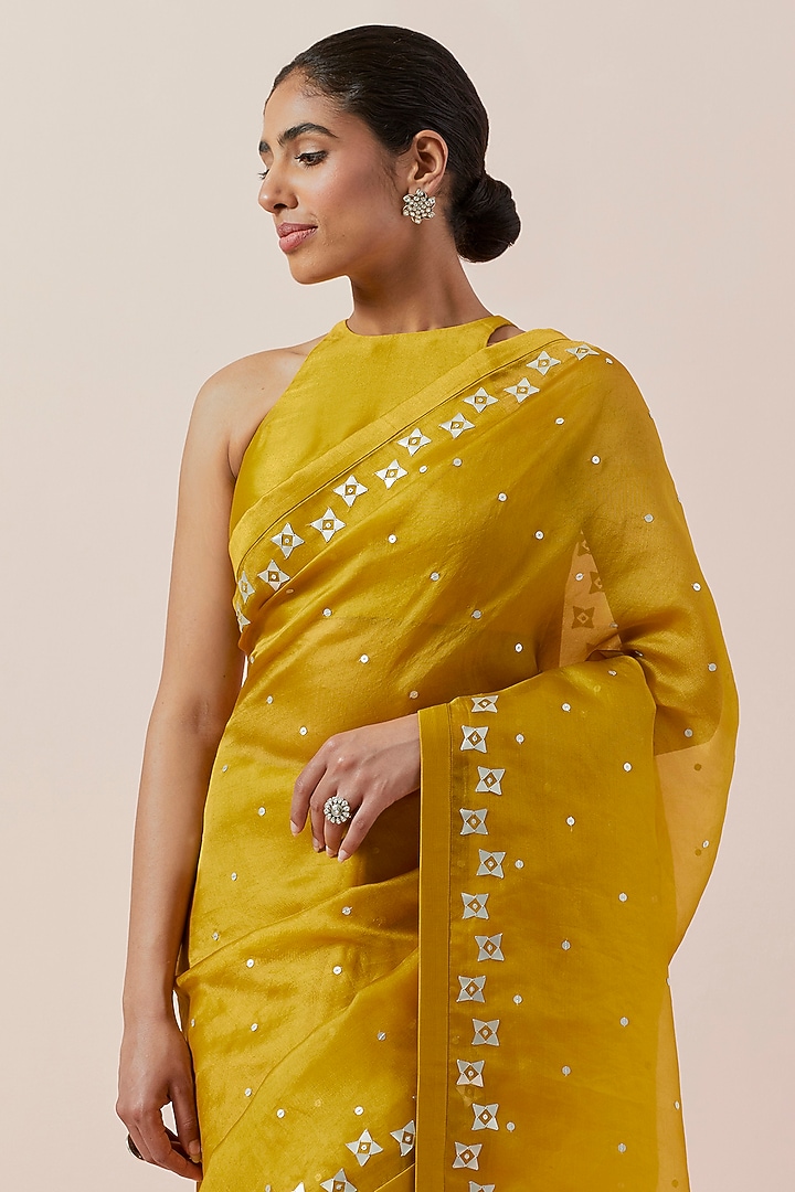 Mustard Silk Organza Hand Embroidered Party Wear Saree Set by Priyal Prakash at Pernia's Pop Up Shop