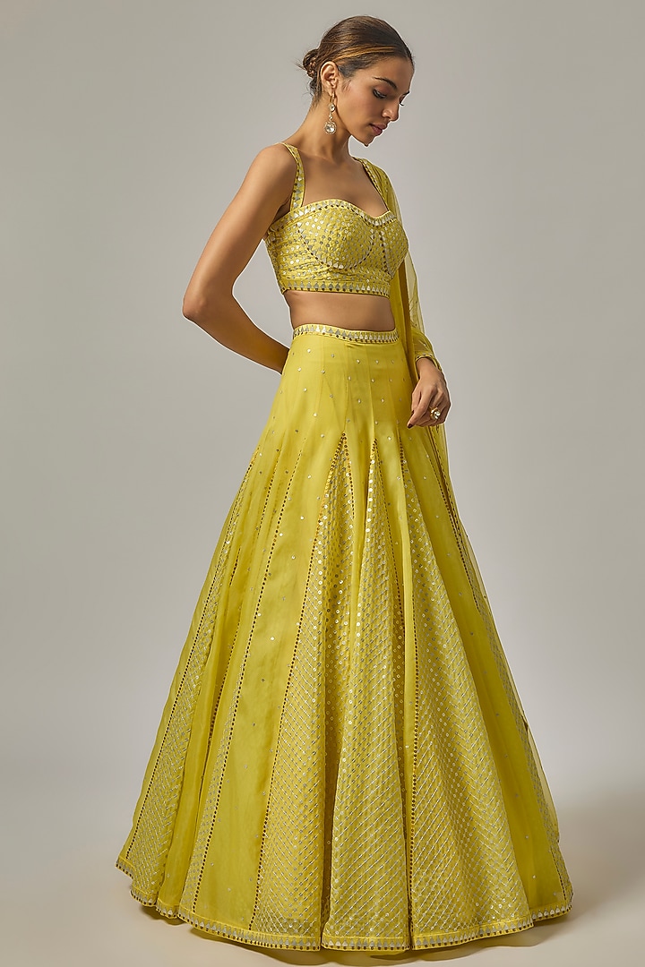 Lemon Yellow Organza Hand Embroidered Wedding Lehenga Set by Priyal Prakash at Pernia's Pop Up Shop