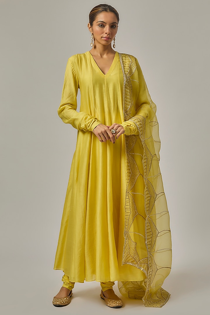 Lemon Yellow Chanderi Wedding Anarkali Set by Priyal Prakash at Pernia's Pop Up Shop