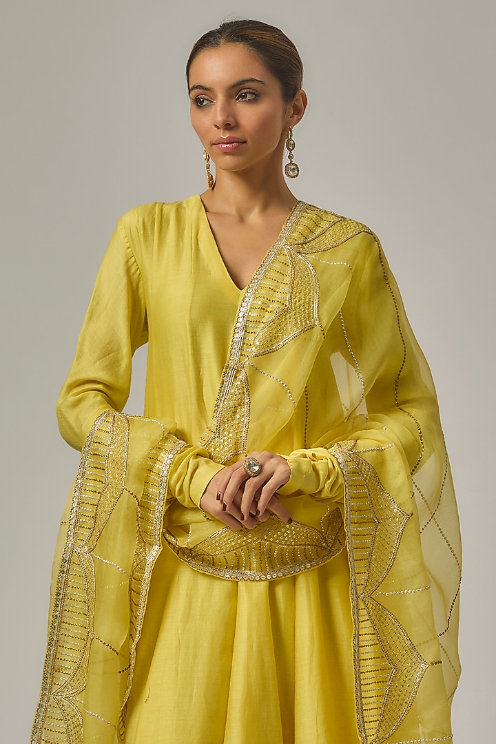 Lemon Yellow Chanderi Wedding Anarkali Set by Priyal Prakash at Pernia's Pop Up Shop