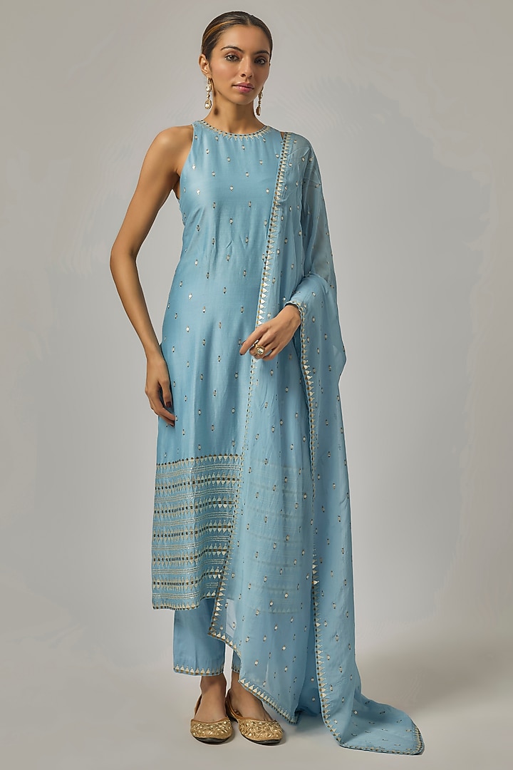Sky Blue Chanderi Hand Embroidered Kurta Set by Priyal Prakash at Pernia's Pop Up Shop