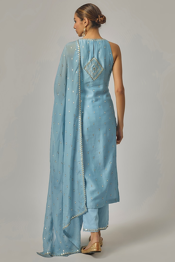 Sky Blue Chanderi Hand Embroidered Kurta Set by Priyal Prakash at Pernia's Pop Up Shop