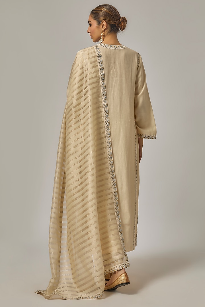 Ivory Chanderi Zardosi Embroidered A-Line Kurta Set by Priyal Prakash at Pernia's Pop Up Shop