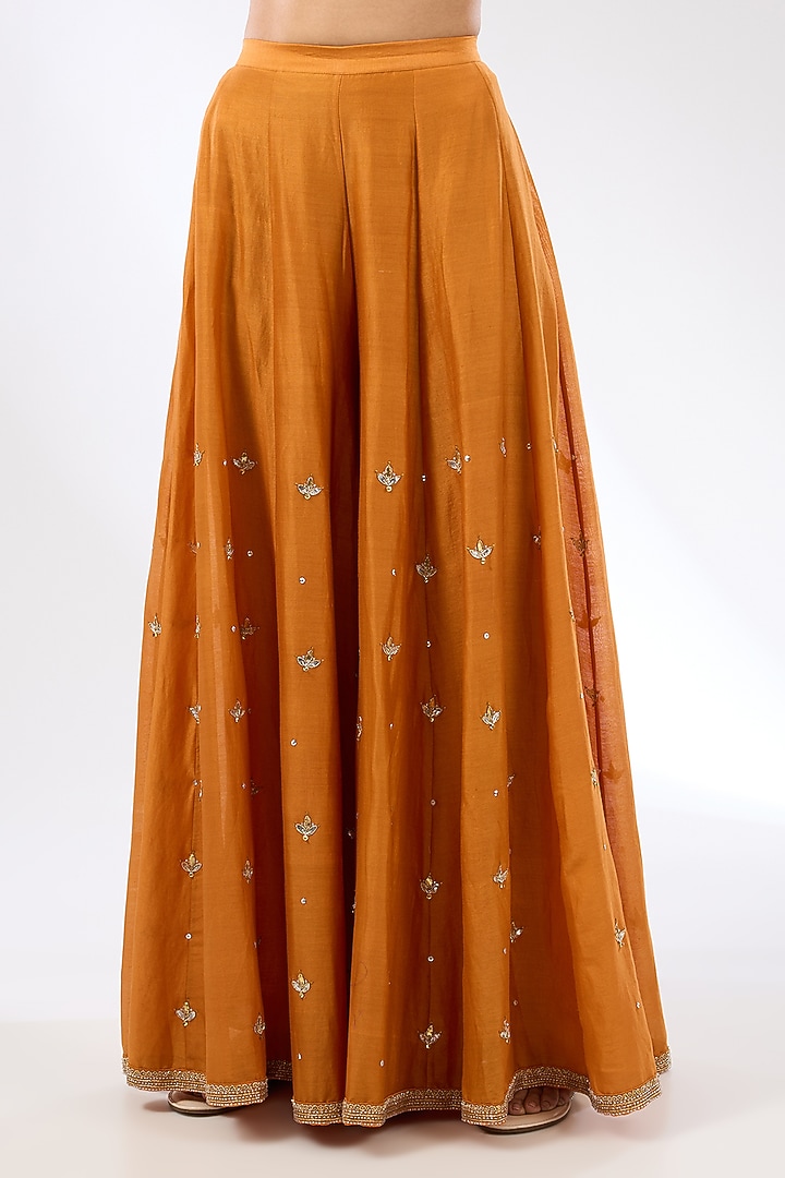 Burnt Orange Chanderi Zardosi Boota Embroidered Wedding Sharara Set by Priyal Prakash at Pernia's Pop Up Shop