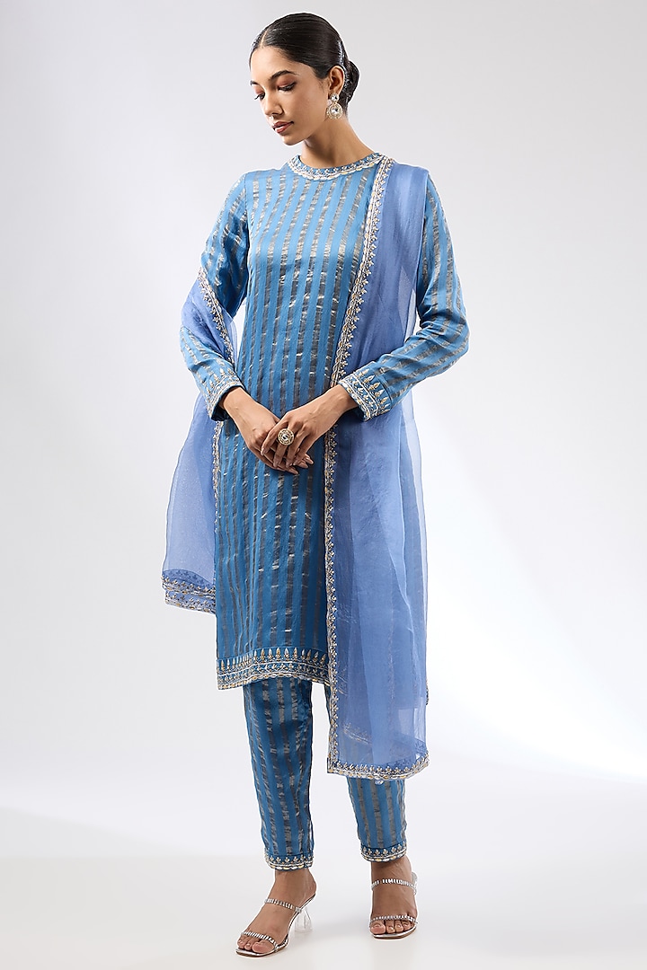 Cerulean Blue Zari Chanderi Zardosi Embroidered Kurta Set by Priyal Prakash at Pernia's Pop Up Shop