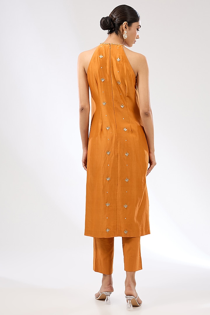 Burnt Orange Chanderi Zardosi Embroidered Kurta Set by Priyal Prakash at Pernia's Pop Up Shop