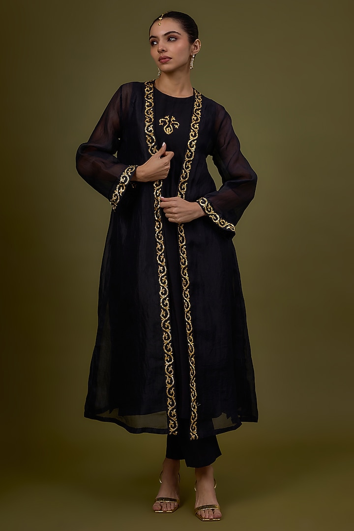 Black Chanderi Gota-Patti Embroidered Jacket Kurta Set by Priyal Prakash at Pernia's Pop Up Shop