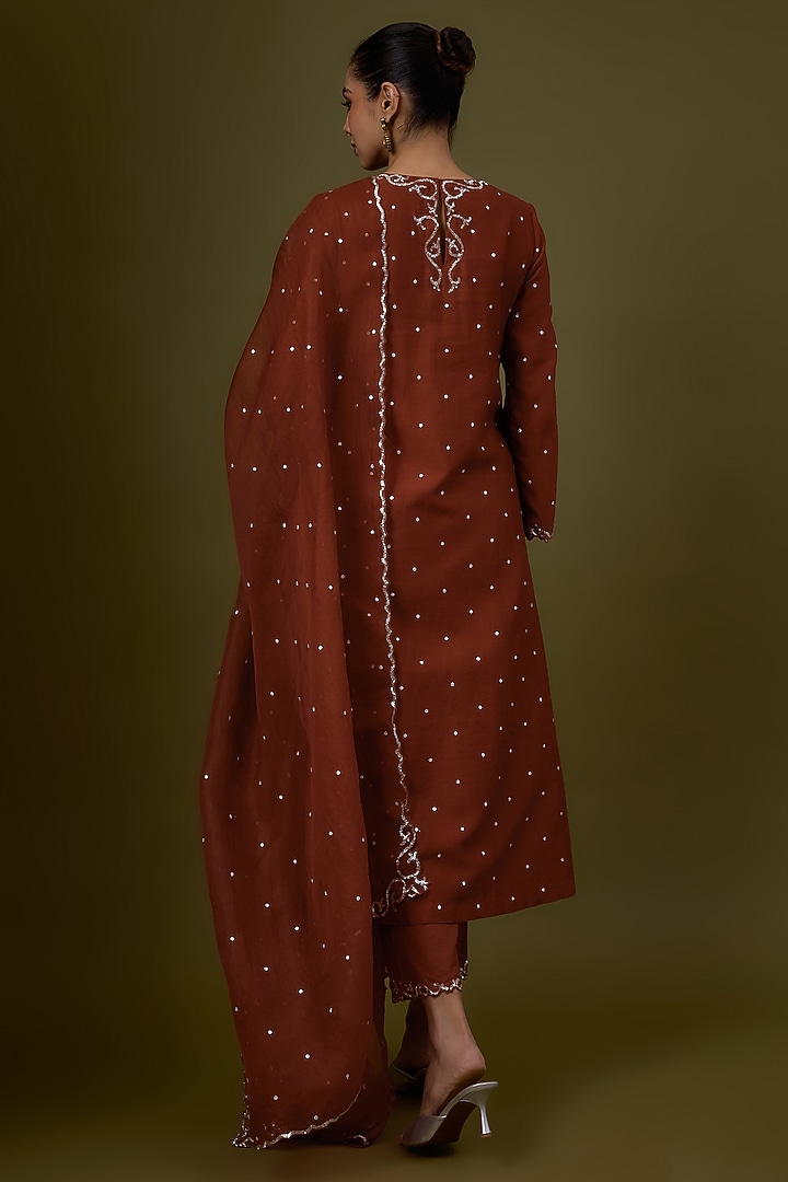 Rust Chanderi Embroidered Kurta Set by Priyal Prakash at Pernia's Pop Up Shop