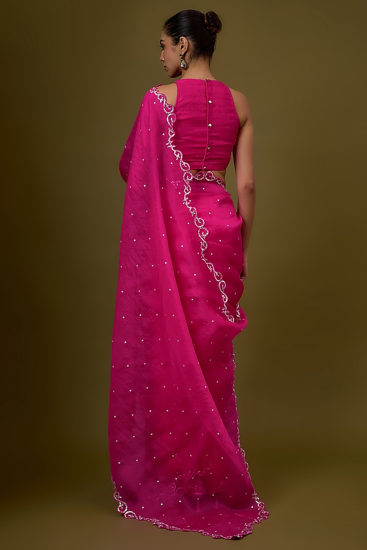 Magenta Silk Organza Scalloped Embroidered Party Wear Saree Set by Priyal Prakash at Pernia's Pop Up Shop