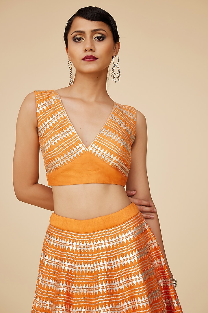Pumpkin Orange Raw Silk Aari Embroidered Wedding Lehenga Set by Priyal Prakash at Pernia's Pop Up Shop