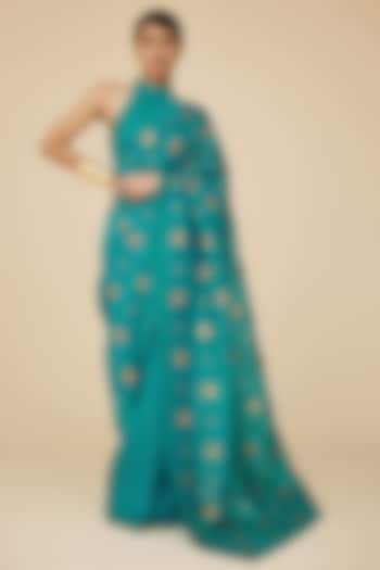 Teal Blue Silk Organza Aari Embroidered Party Wear Saree Set by Priyal Prakash at Pernia's Pop Up Shop