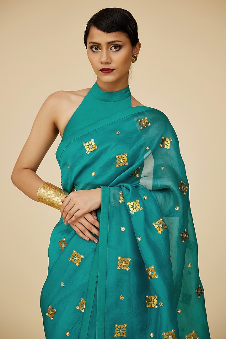 Teal Blue Silk Organza Aari Embroidered Party Wear Saree Set by Priyal Prakash at Pernia's Pop Up Shop