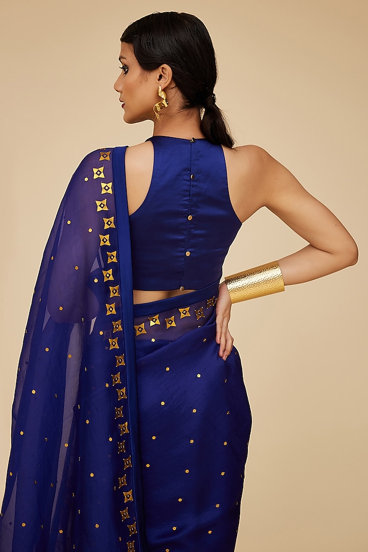 Ink Blue Silk Organza Aari Embroidered Party Wear Saree Set by Priyal Prakash at Pernia's Pop Up Shop
