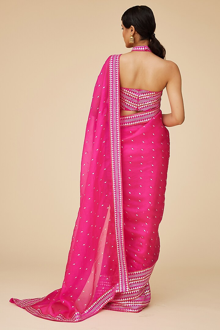 Fuchsia Silk Organza Aari Embroidered Wedding Saree Set by Priyal Prakash at Pernia's Pop Up Shop