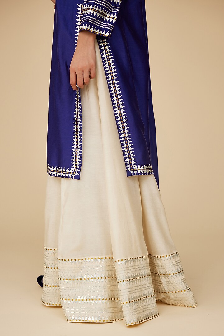 Ivory Chanderi Aari Embroidered Wedding Sharara Set by Priyal Prakash at Pernia's Pop Up Shop